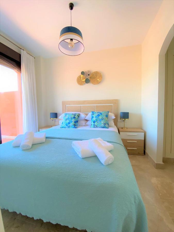 Sea View Penthouse Apartment With Hot Tub - Casa Bella Vista, Buenas Noches , Estepona Exteriér fotografie