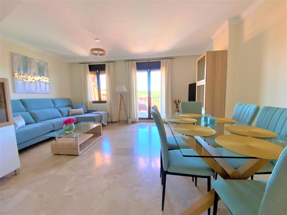 Sea View Penthouse Apartment With Hot Tub - Casa Bella Vista, Buenas Noches , Estepona Exteriér fotografie