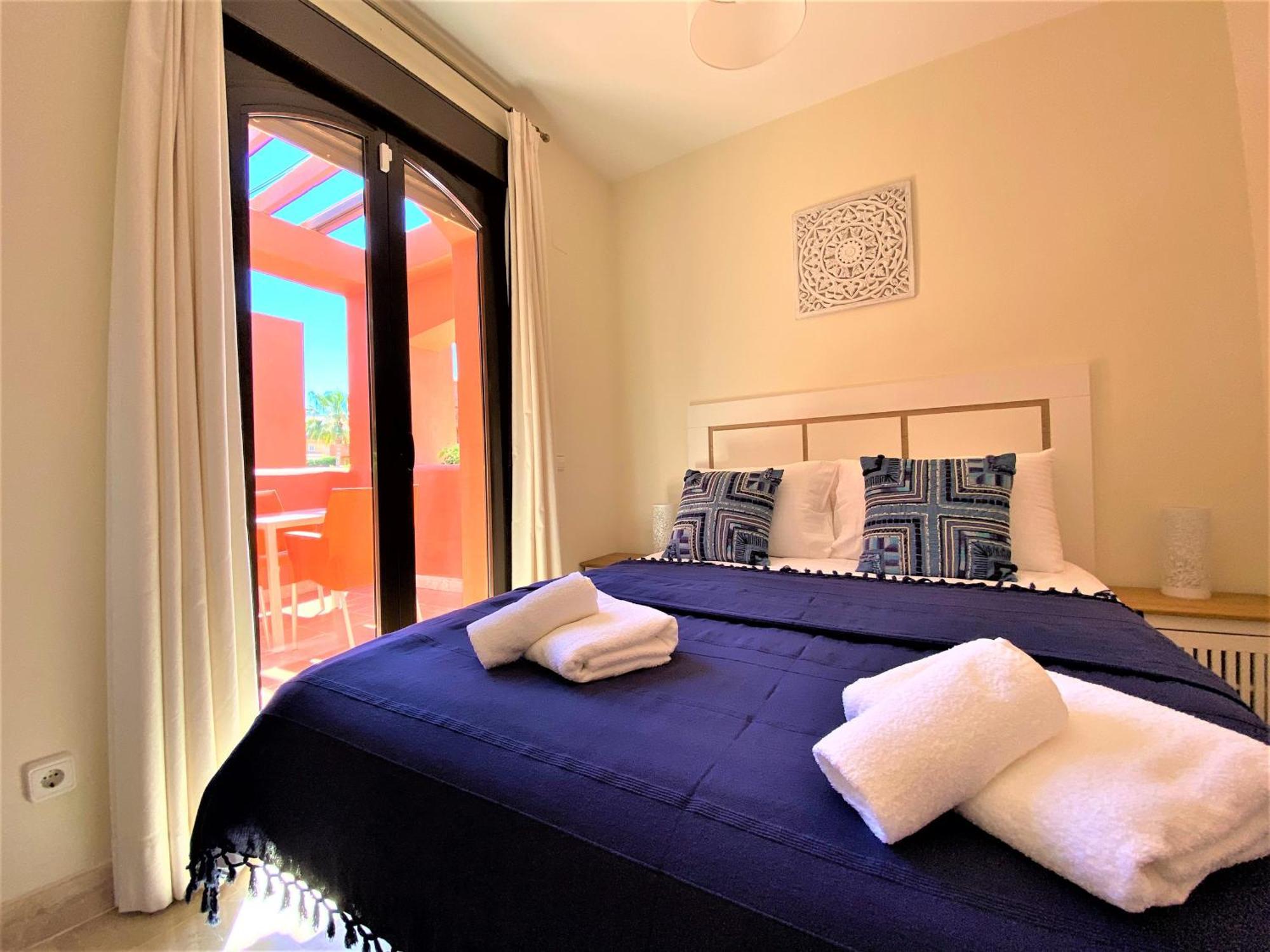 Sea View Penthouse Apartment With Hot Tub - Casa Bella Vista, Buenas Noches , Estepona Exteriér fotografie