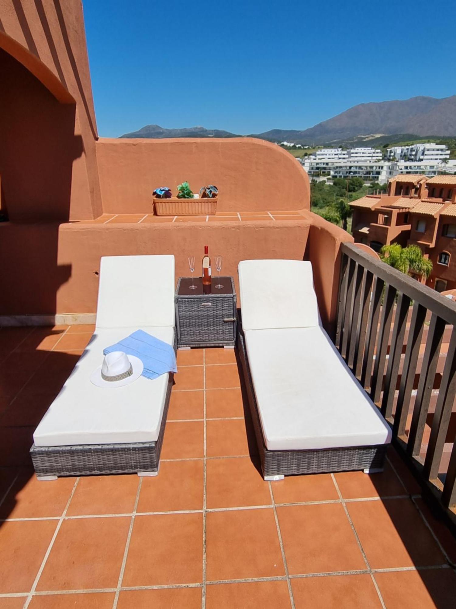 Sea View Penthouse Apartment With Hot Tub - Casa Bella Vista, Buenas Noches , Estepona Exteriér fotografie